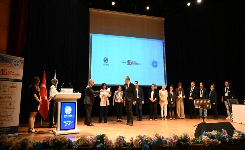 Türkiye 15. Gıda Kongresine 60 farklı üniversite ve 57 farklı kamu kurumu ve özel sektör kuruluşu katıldı.